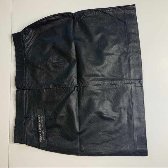 NWT Blank NYC high waist vegan leather skirt - Picture 4 of 4